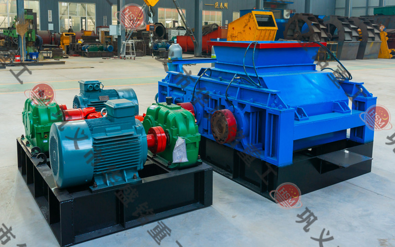 '鋼渣輥壓機(jī),鋼渣對(duì)輥制砂機(jī)廠家,鋼渣雙輥破碎機(jī)價(jià)格